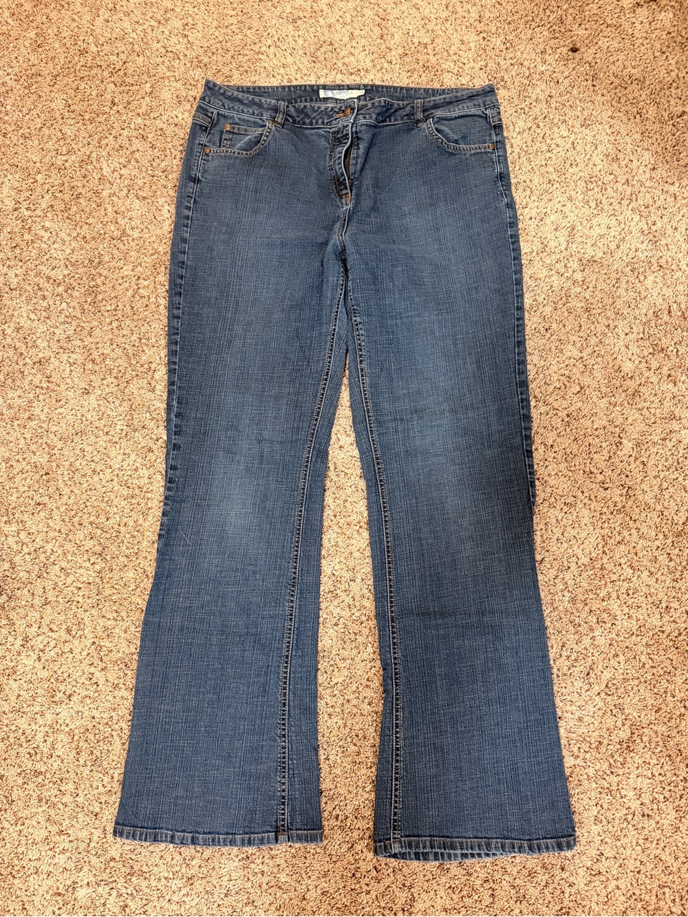 Long Tall Sally Bootcut Jeans – Size 22/36
